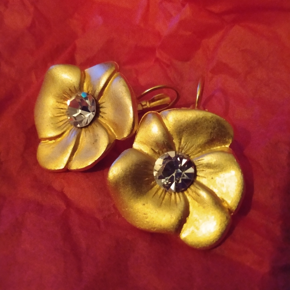 Goldtone Flower Earrings